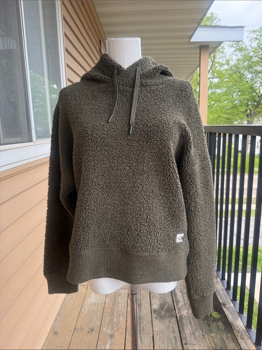 NWOT The North Face Olive Sherpa Hoodie Pullover
